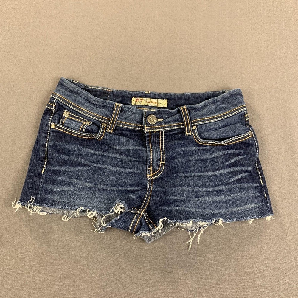 BKE Denim Short Women 28 (30) Blue Harper Distress Raw Hem Frayed Cutoff Stretch - Picture 3 of 16